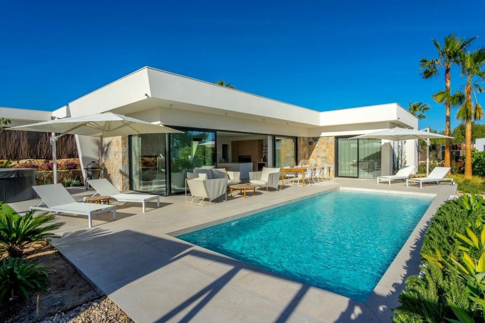 Resale - Villa - Orihuela - Las Colinas Golf