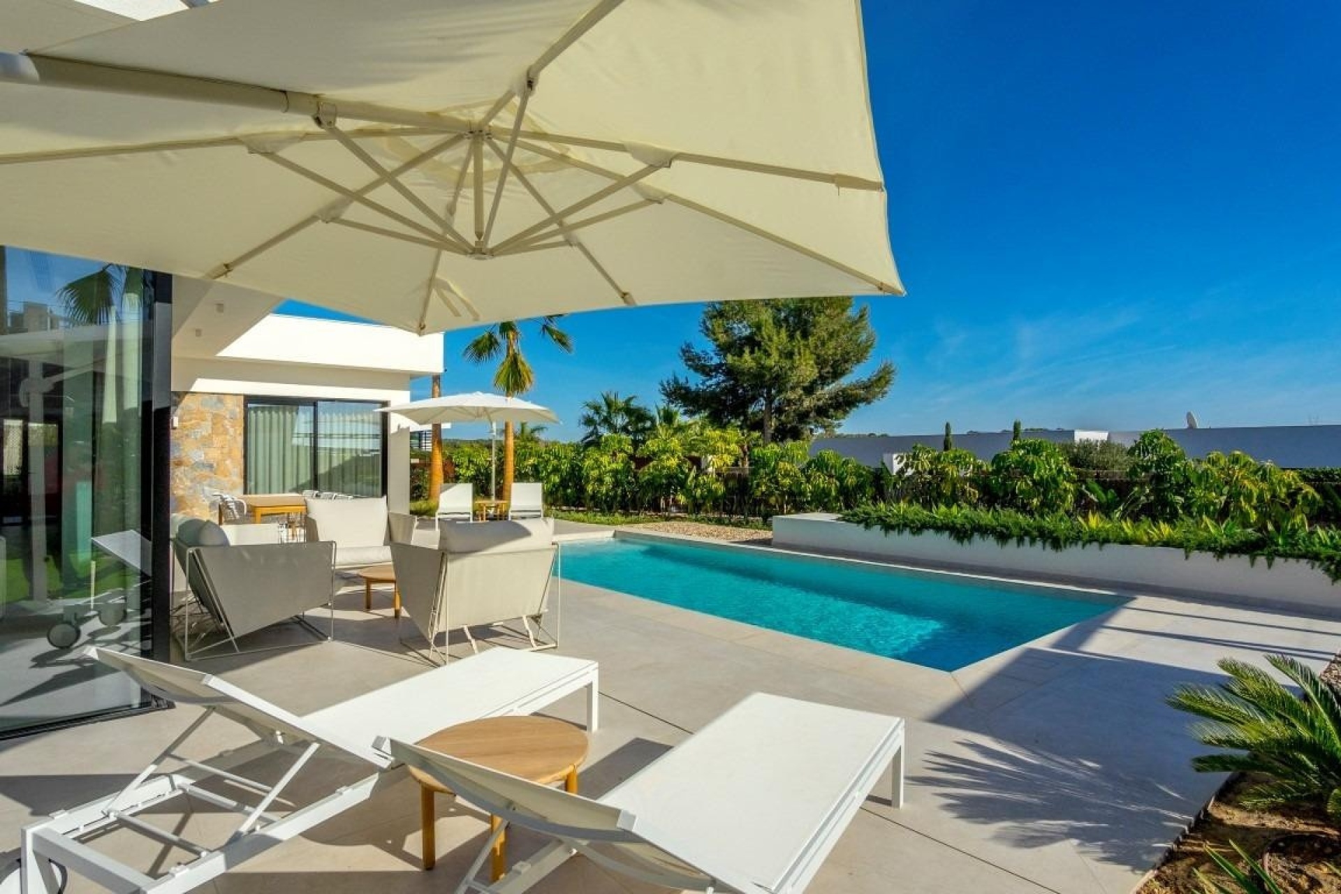Resale - Villa - Orihuela - Las Colinas Golf