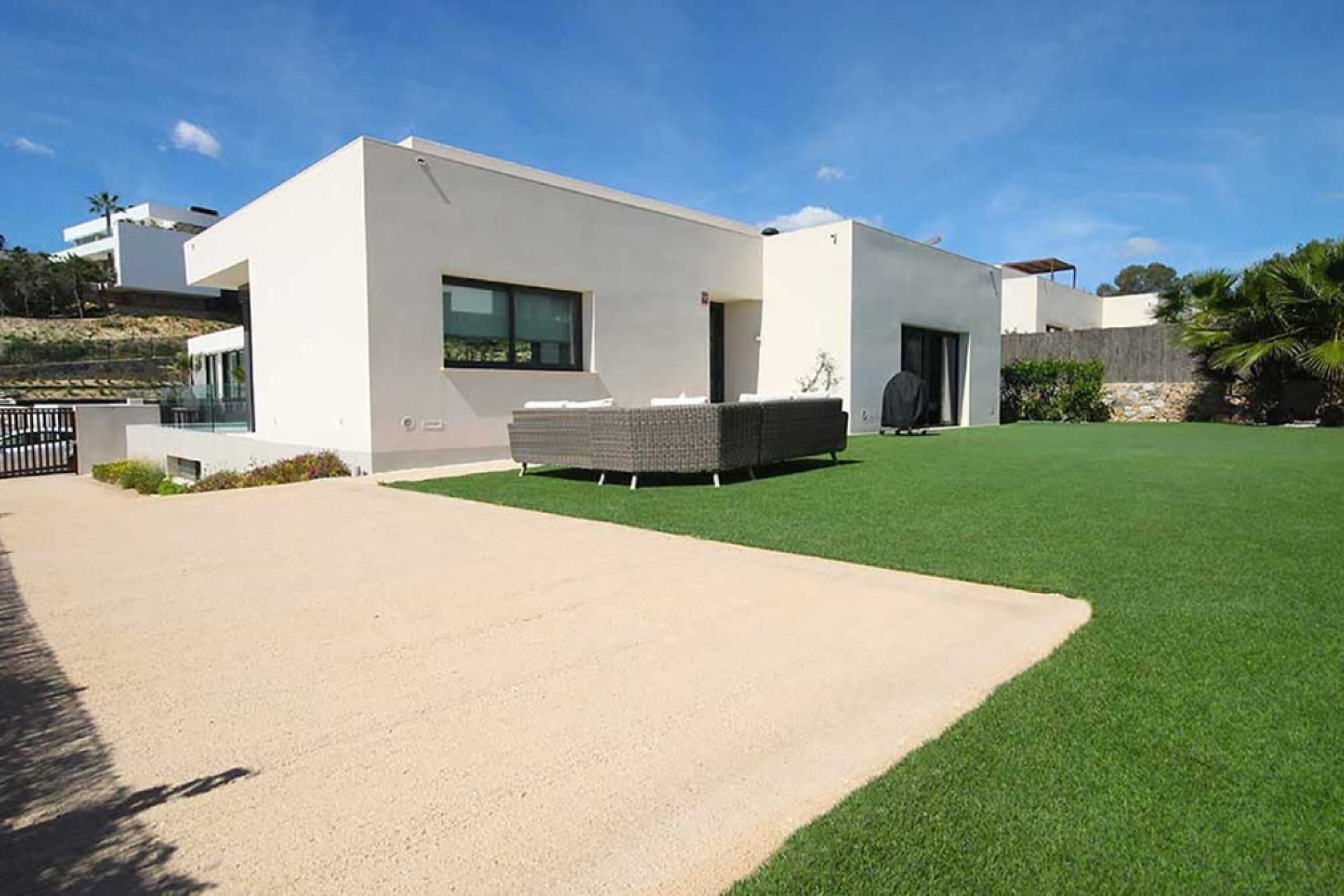 Resale - Villa - Orihuela - Las Colinas Golf