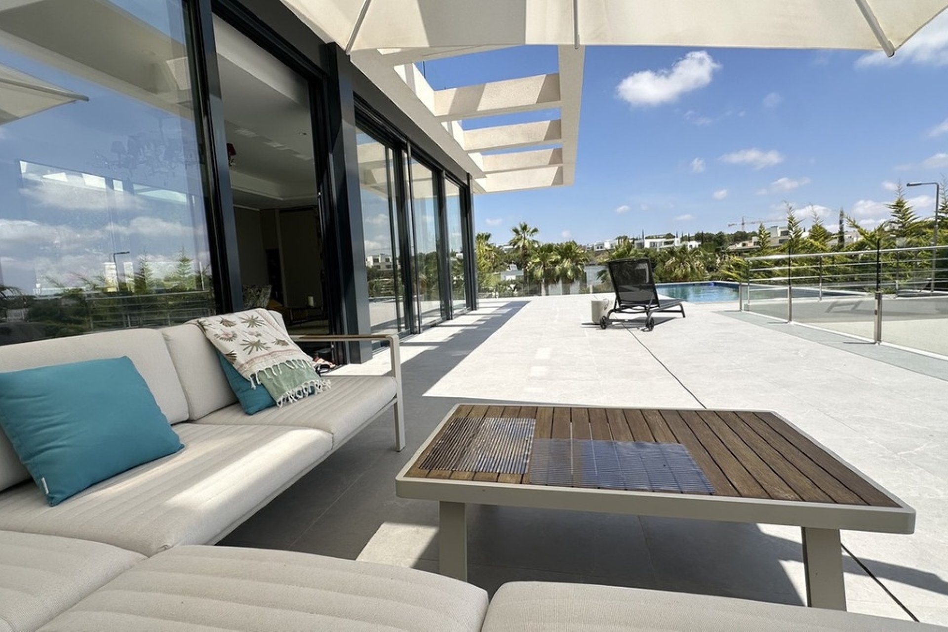 Resale - Villa - Orihuela - Las Colinas Golf
