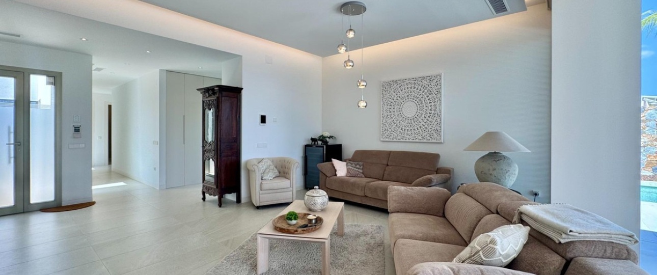 Resale - Villa - Orihuela - Las Colinas Golf