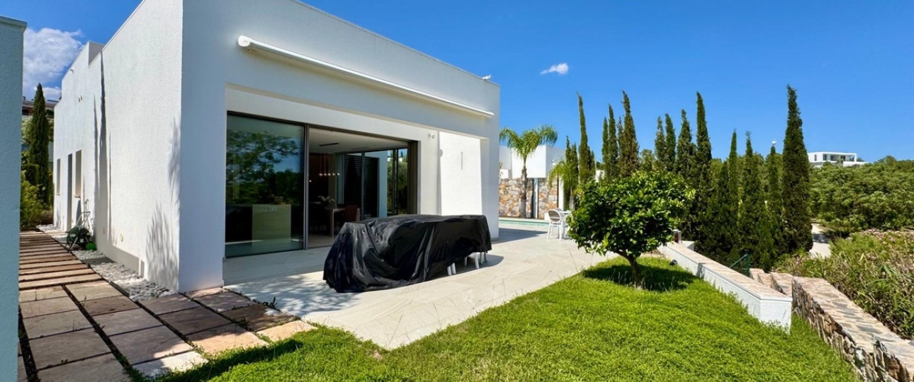 Resale - Villa - Orihuela - Las Colinas Golf
