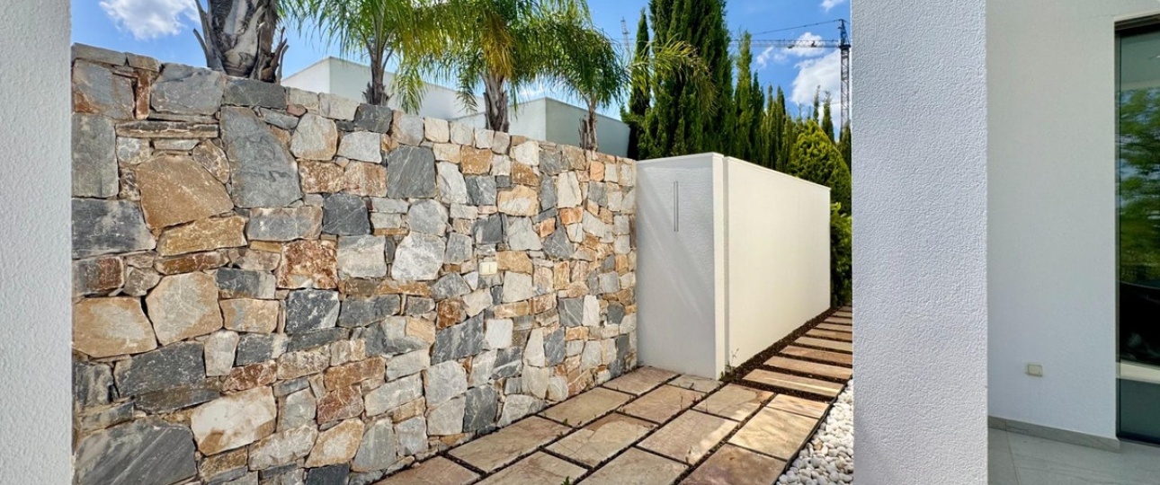 Resale - Villa - Orihuela - Las Colinas Golf