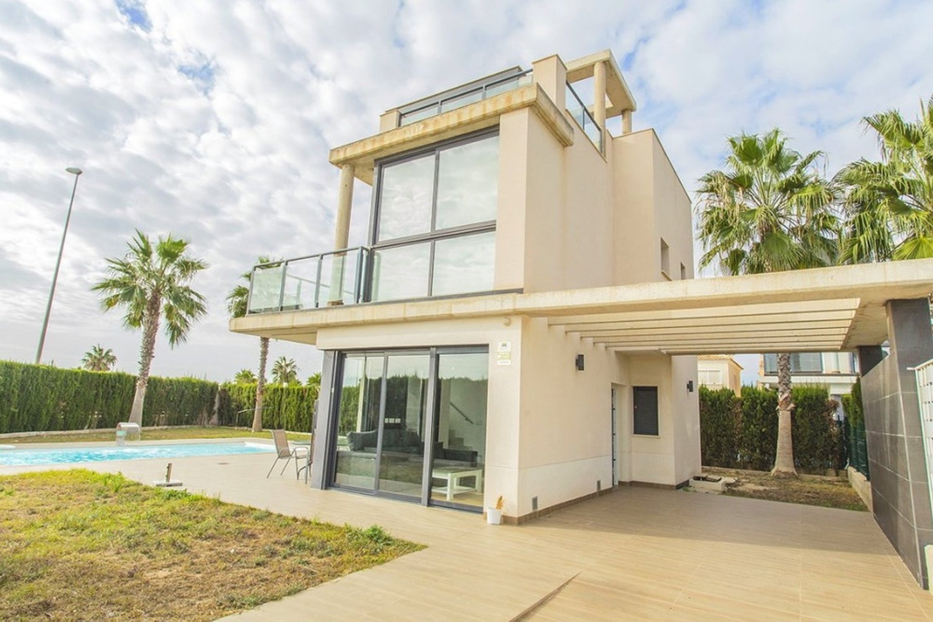 Resale - Villa - Orihuela - Lomas de Cabo Roig