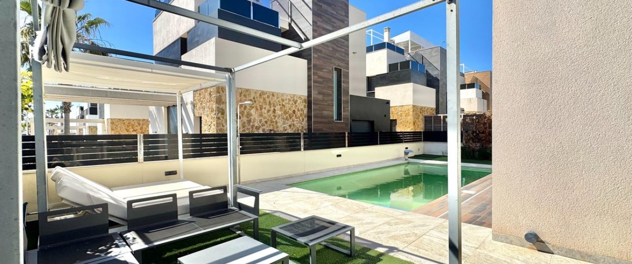 Resale - Villa - Orihuela - Lomas de Cabo Roig