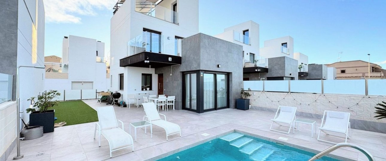 Resale - Villa - Orihuela - Los Balcones