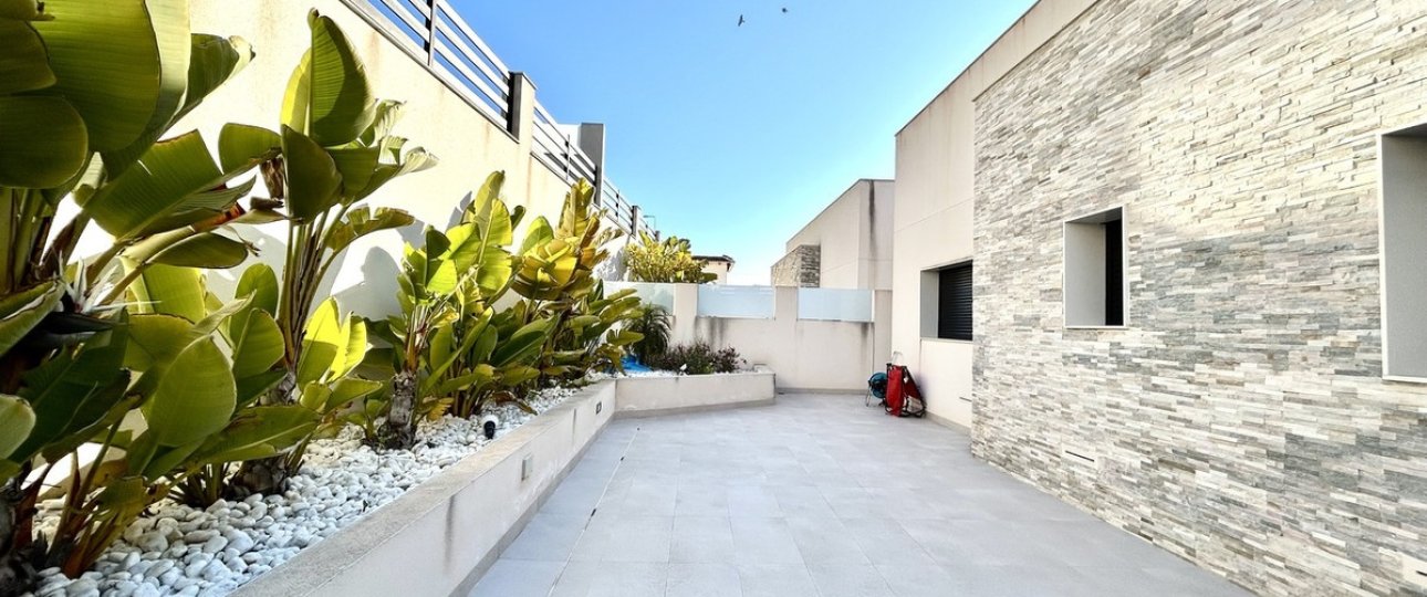Resale - Villa - Orihuela - Los Balcones