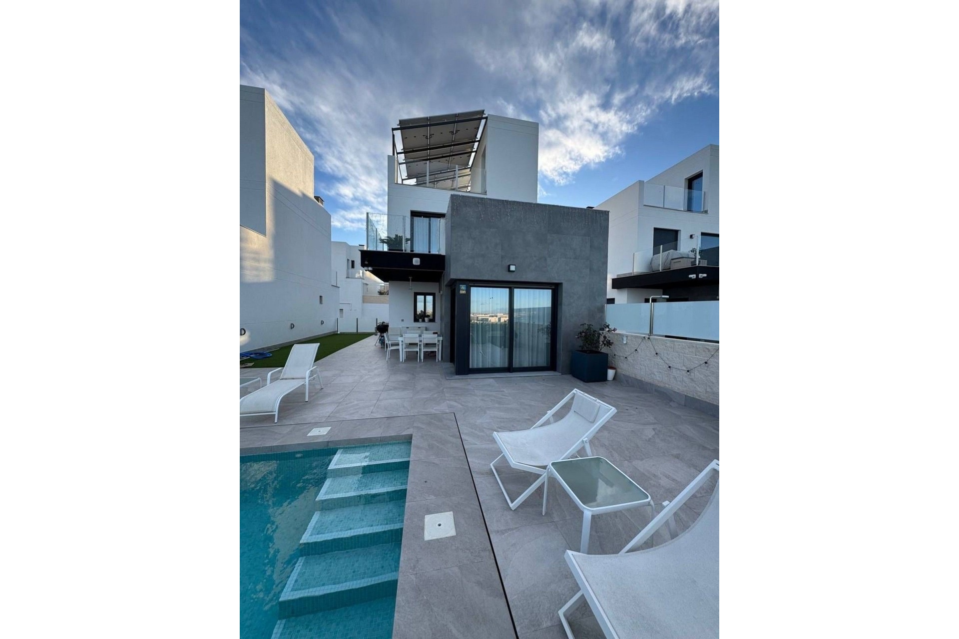 Resale - Villa - Orihuela - Los Balcones