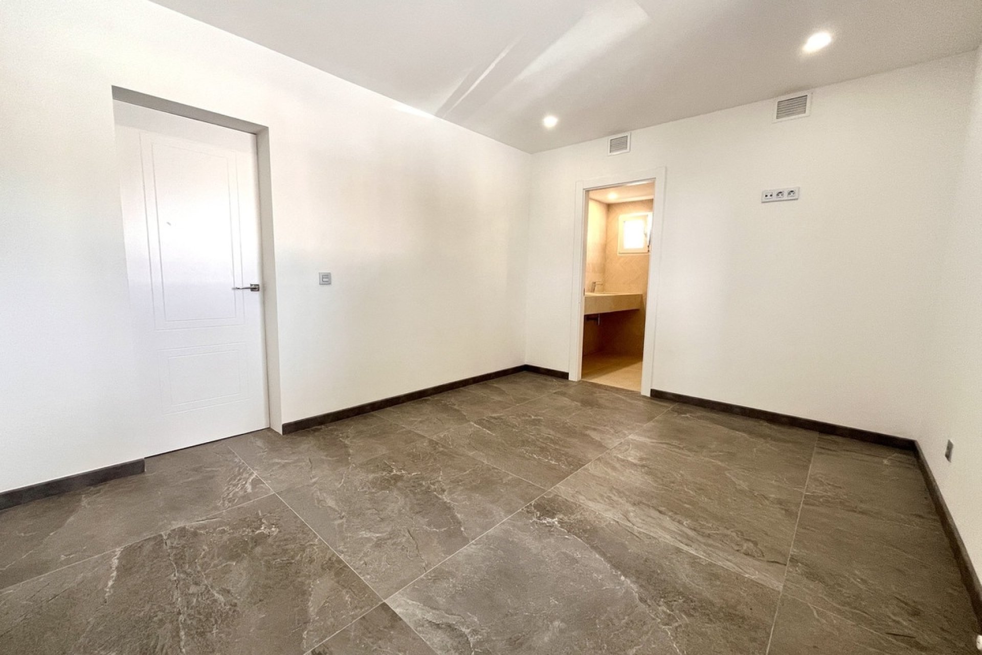 Resale - Villa - Orihuela - Los Balcones