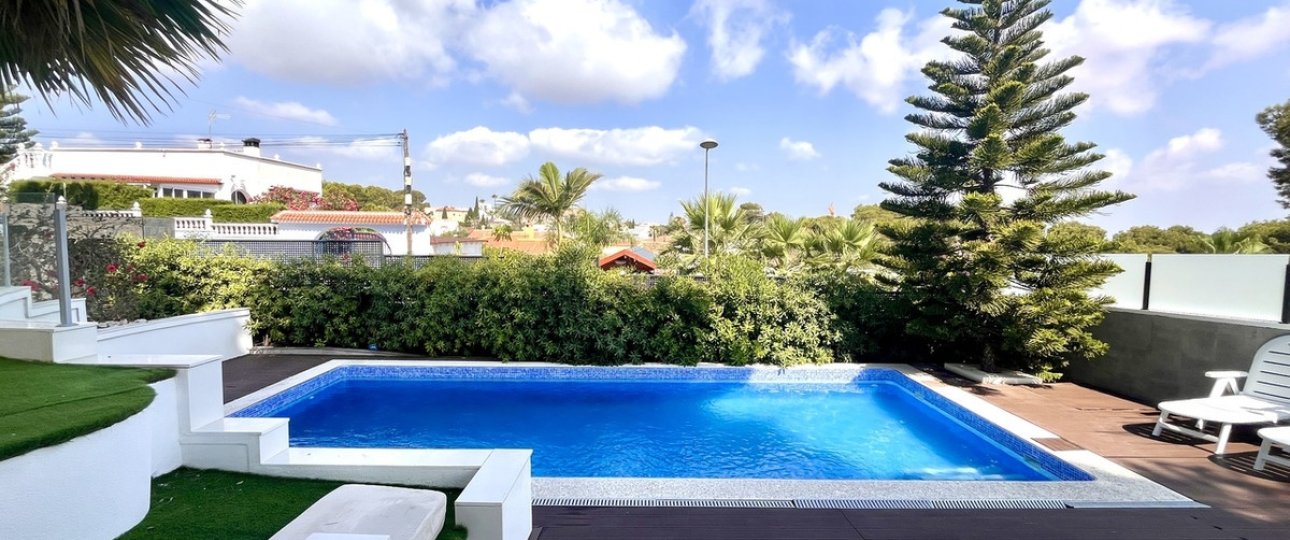 Resale - Villa - Orihuela - Los Balcones