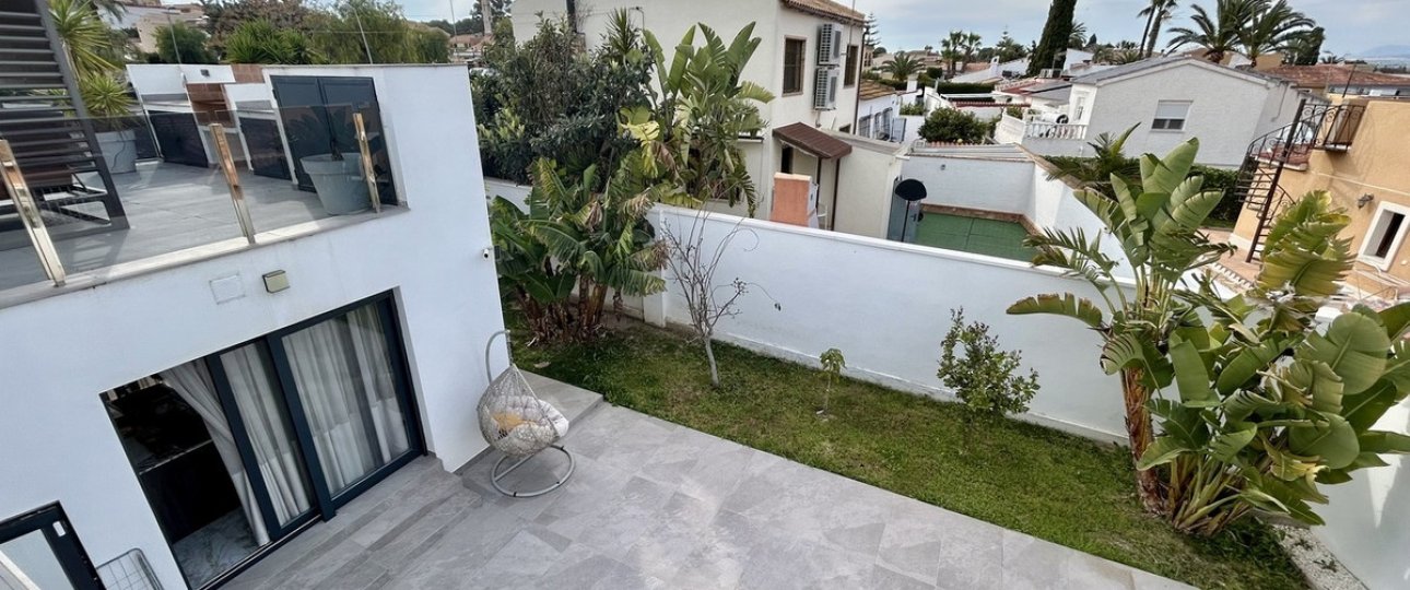 Resale - Villa - Orihuela - Los Balcones