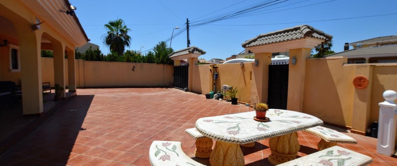 Resale - Villa - Orihuela - Los Balcones