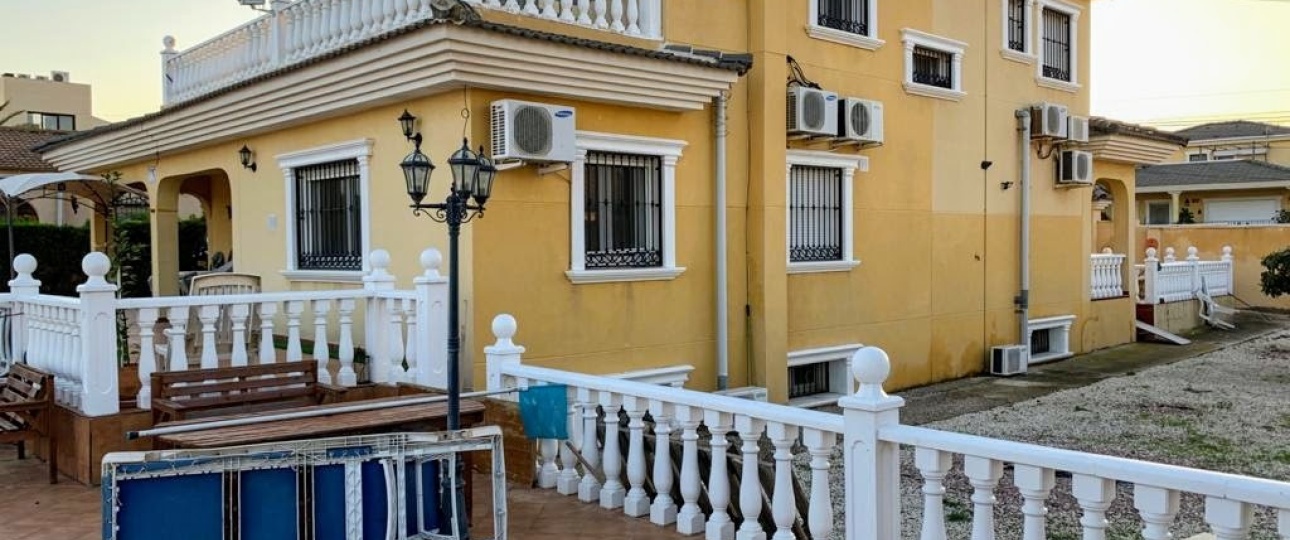 Resale - Villa - Orihuela - Los Balcones