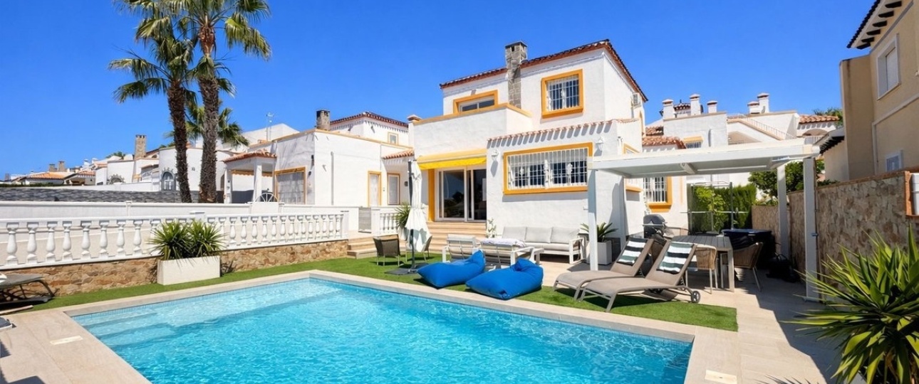 Resale - Villa - Orihuela - Los Dolses