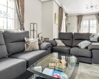 Resale - Villa - Orihuela - Los Dolses