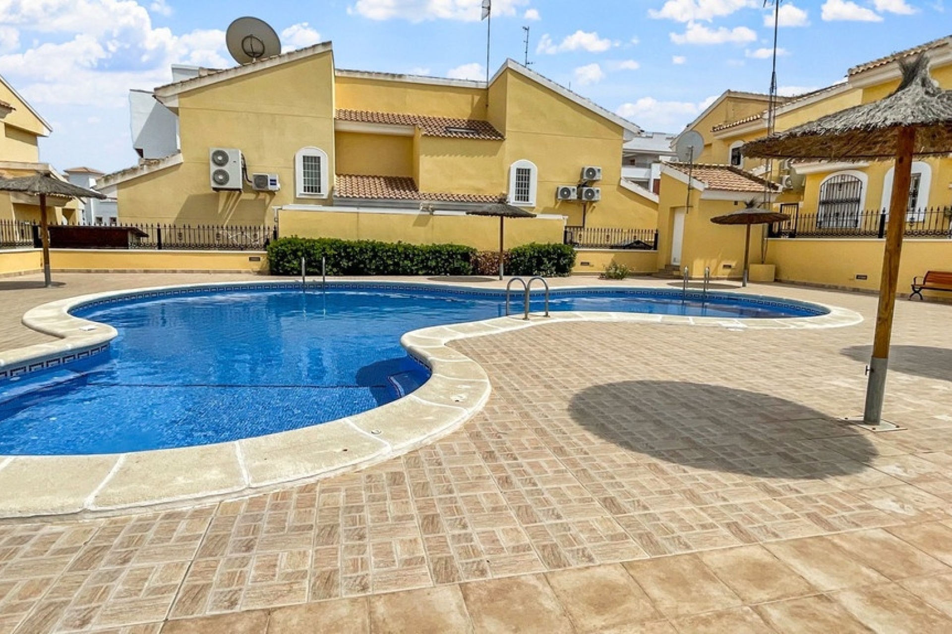 Resale - Villa - Orihuela - Los Dolses