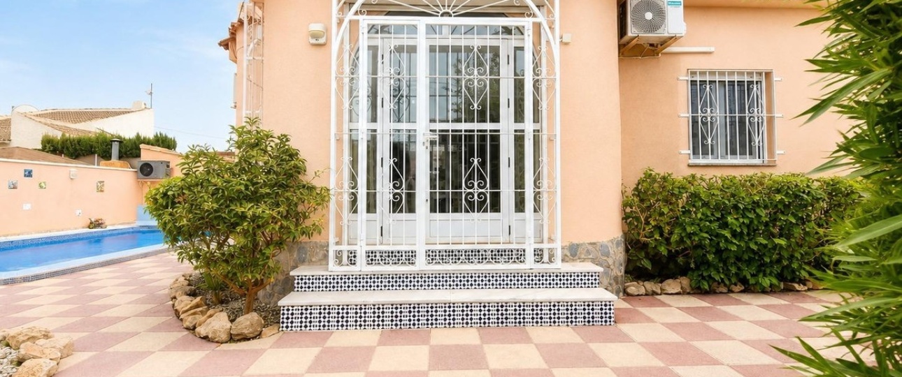 Resale - Villa - Orihuela - Mil Palmeras