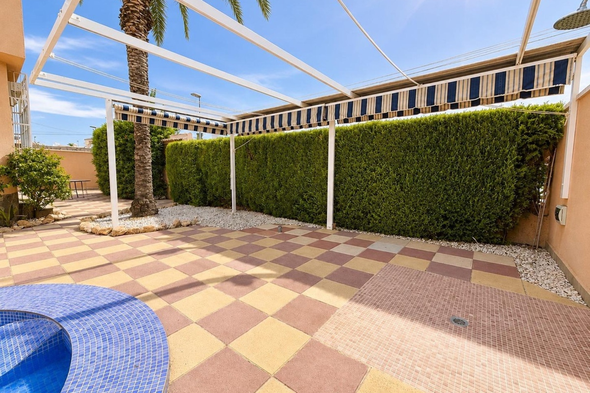 Resale - Villa - Orihuela - Mil Palmeras