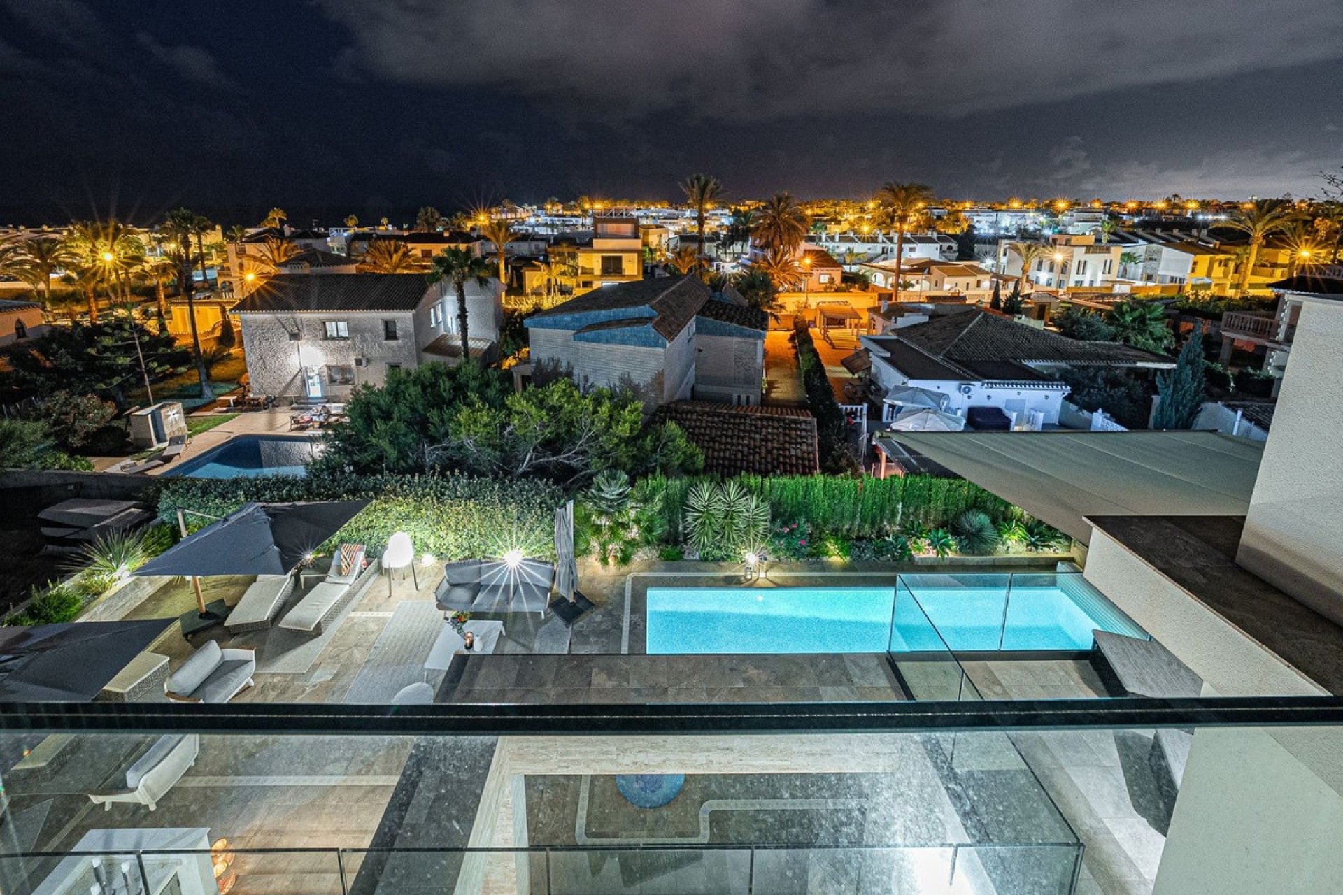 Resale - Villa - Orihuela - Orihuela Costa