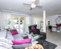 Resale - Villa - Orihuela - Orihuela Costa