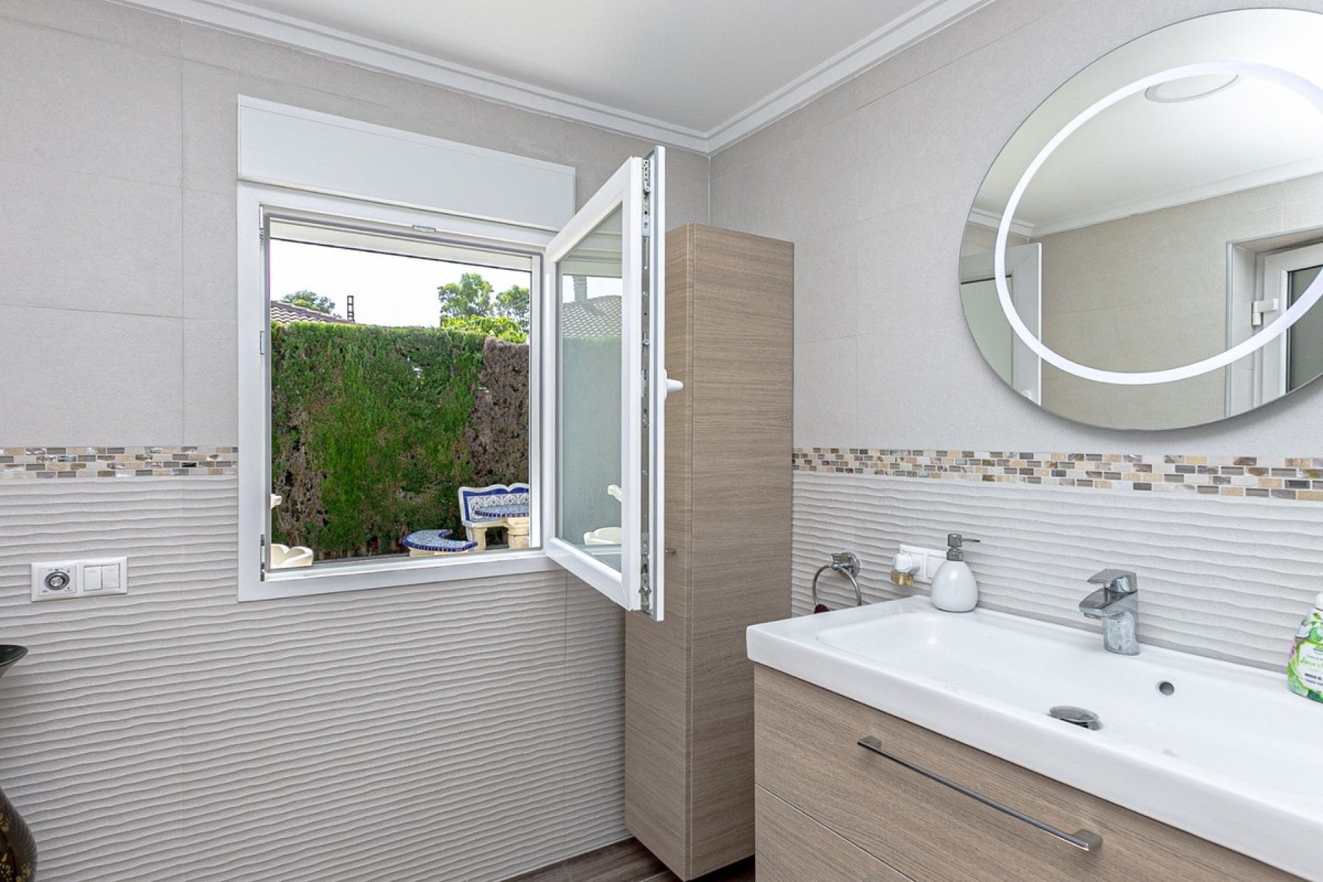 Resale - Villa - Orihuela - Orihuela Costa
