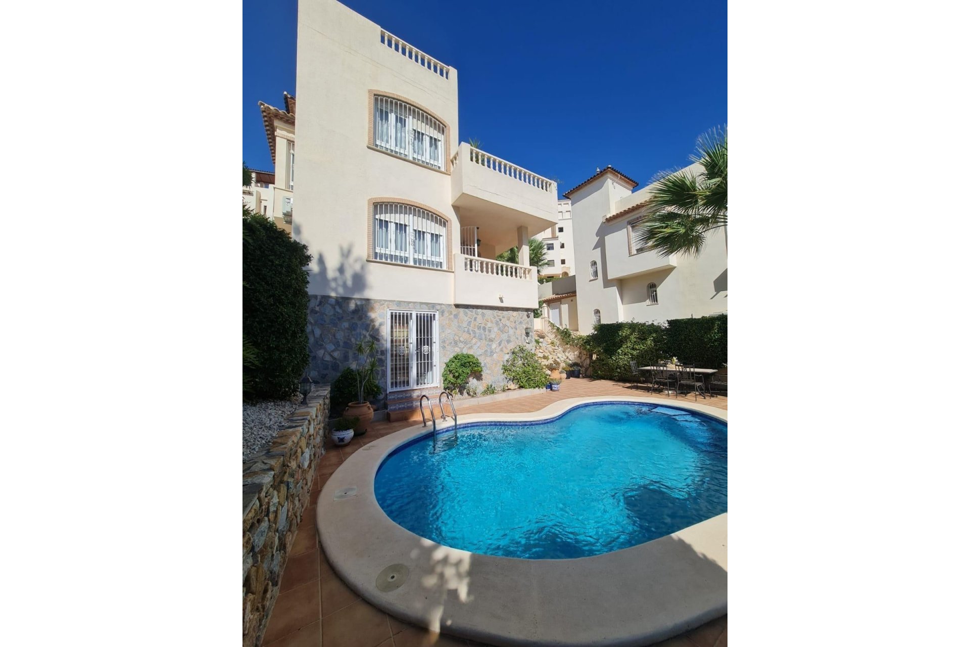 Resale - Villa - Orihuela - Orihuela Costa