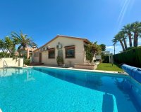 Resale - Villa - Orihuela - Orihuela Costa