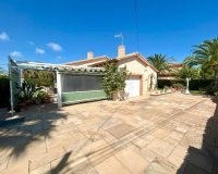 Resale - Villa - Orihuela - Orihuela Costa