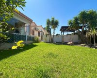 Resale - Villa - Orihuela - Orihuela Costa