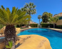 Resale - Villa - Orihuela - Orihuela Costa