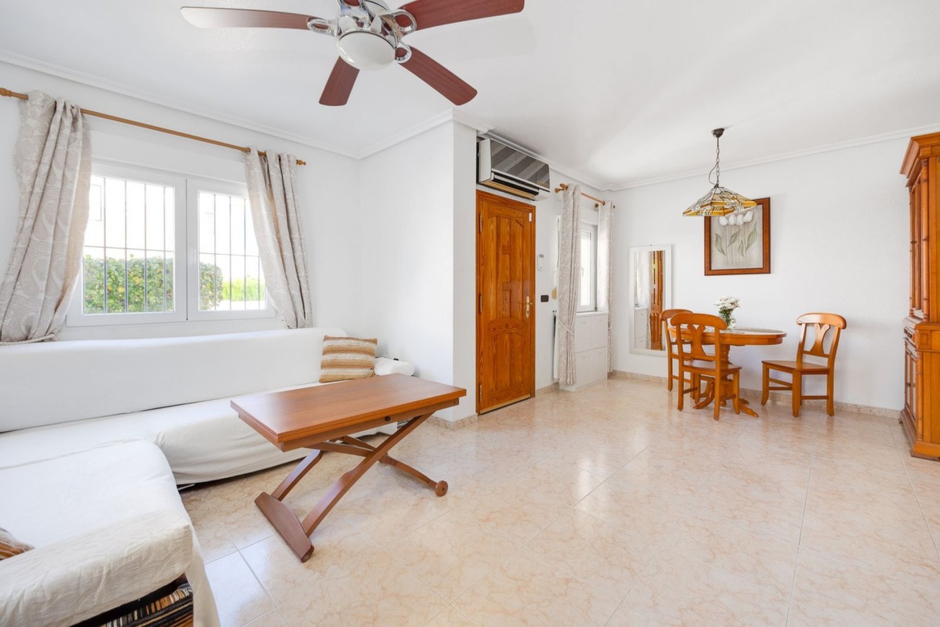 Resale - Villa - Orihuela - Orihuela Costa