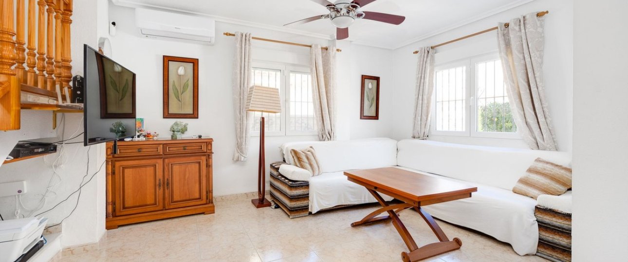 Resale - Villa - Orihuela - Orihuela Costa