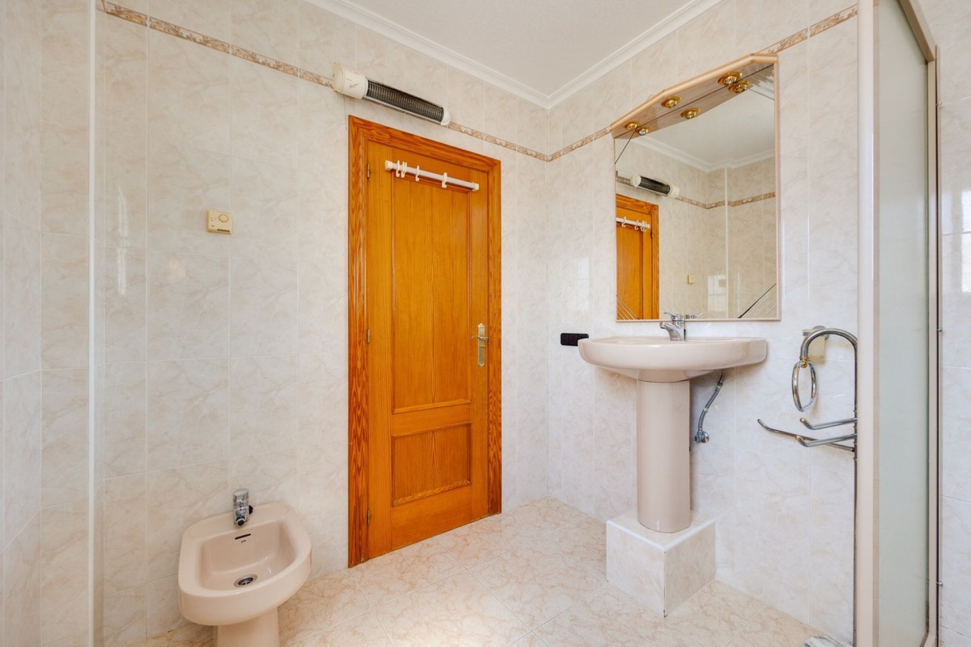 Resale - Villa - Orihuela - Orihuela Costa