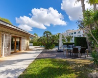 Resale - Villa - Orihuela - Orihuela Costa