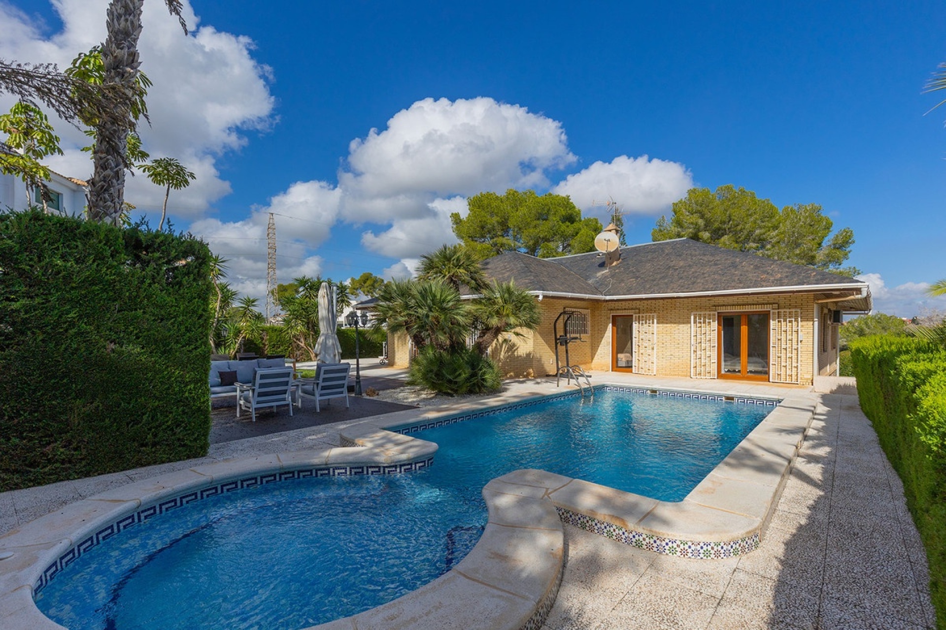 Resale - Villa - Orihuela - Orihuela Costa