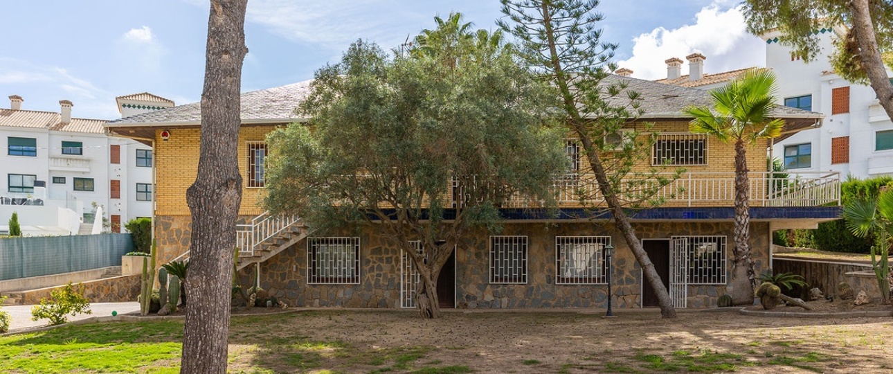 Resale - Villa - Orihuela - Orihuela Costa
