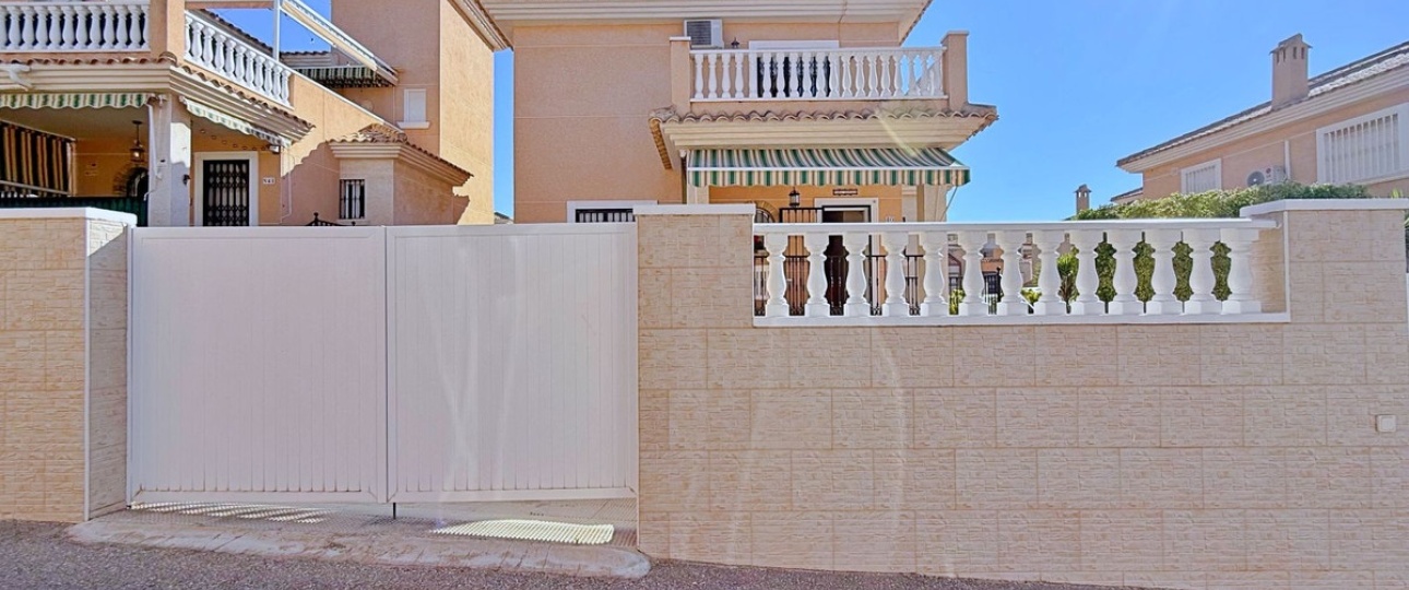 Resale - Villa - Orihuela - Orihuela Costa