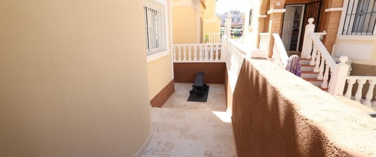Resale - Villa - Orihuela - Orihuela Costa
