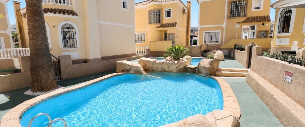 Resale - Villa - Orihuela - Orihuela Costa