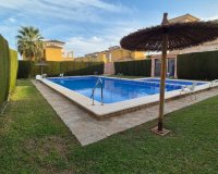 Resale - Villa - Orihuela - Orihuela Costa
