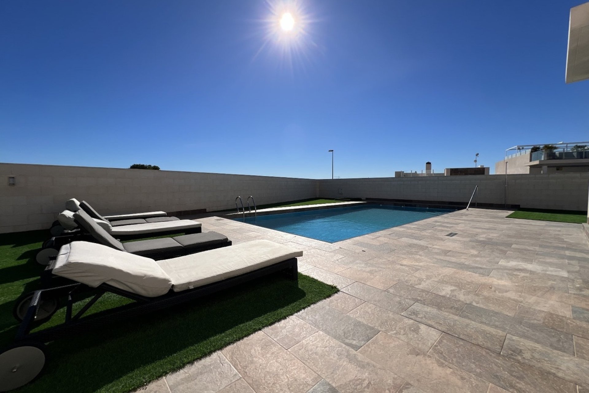 Resale - Villa - Orihuela - Orihuela Costa