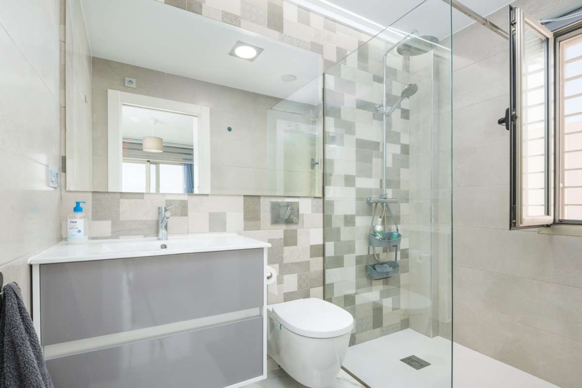 Resale - Villa - Orihuela - Orihuela Costa