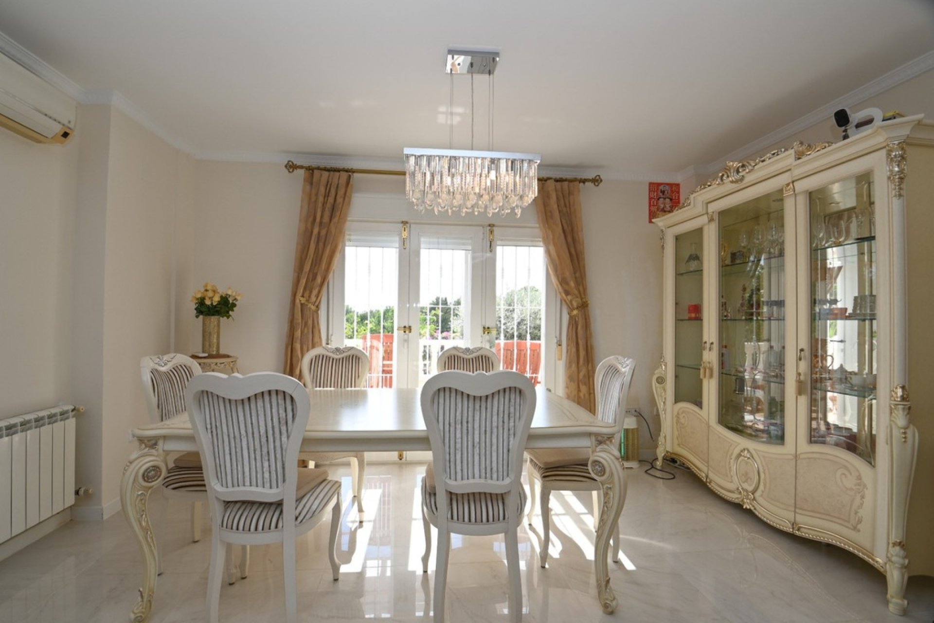 Resale - Villa - Orihuela - Orihuela Costa