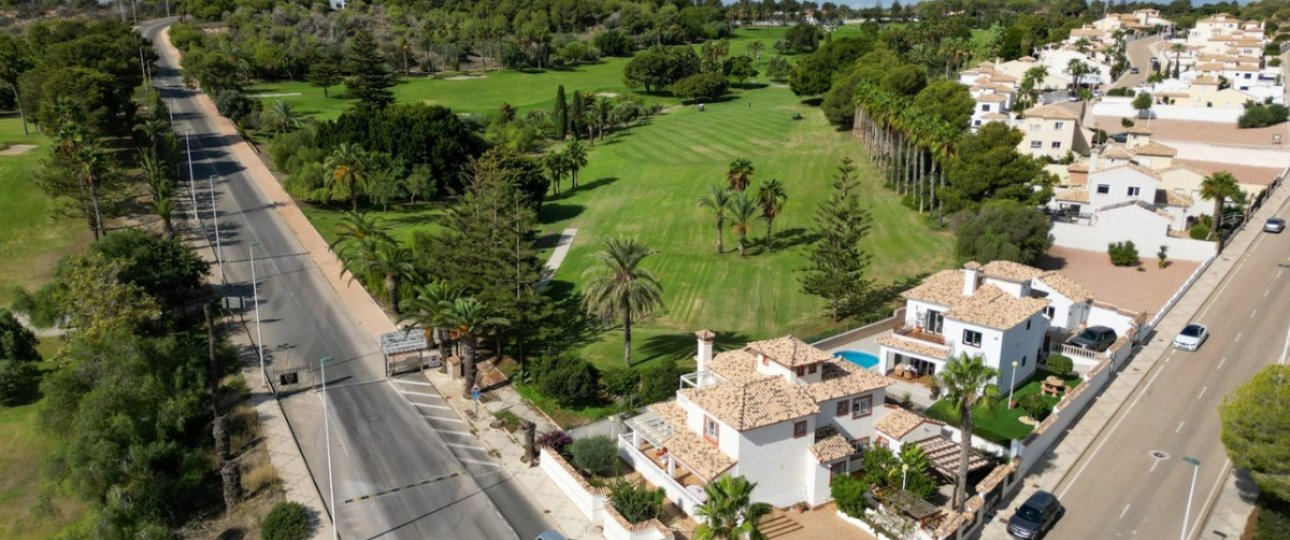 Resale - Villa - Orihuela - Orihuela Costa