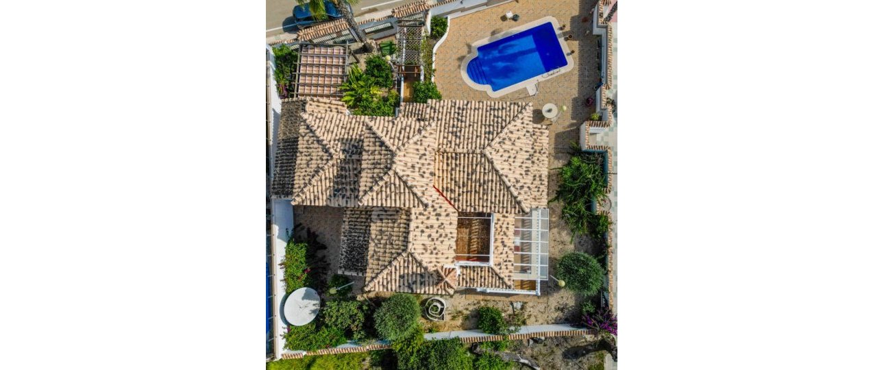 Resale - Villa - Orihuela - Orihuela Costa