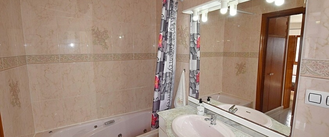 Resale - Villa - Orihuela - Orihuela Costa