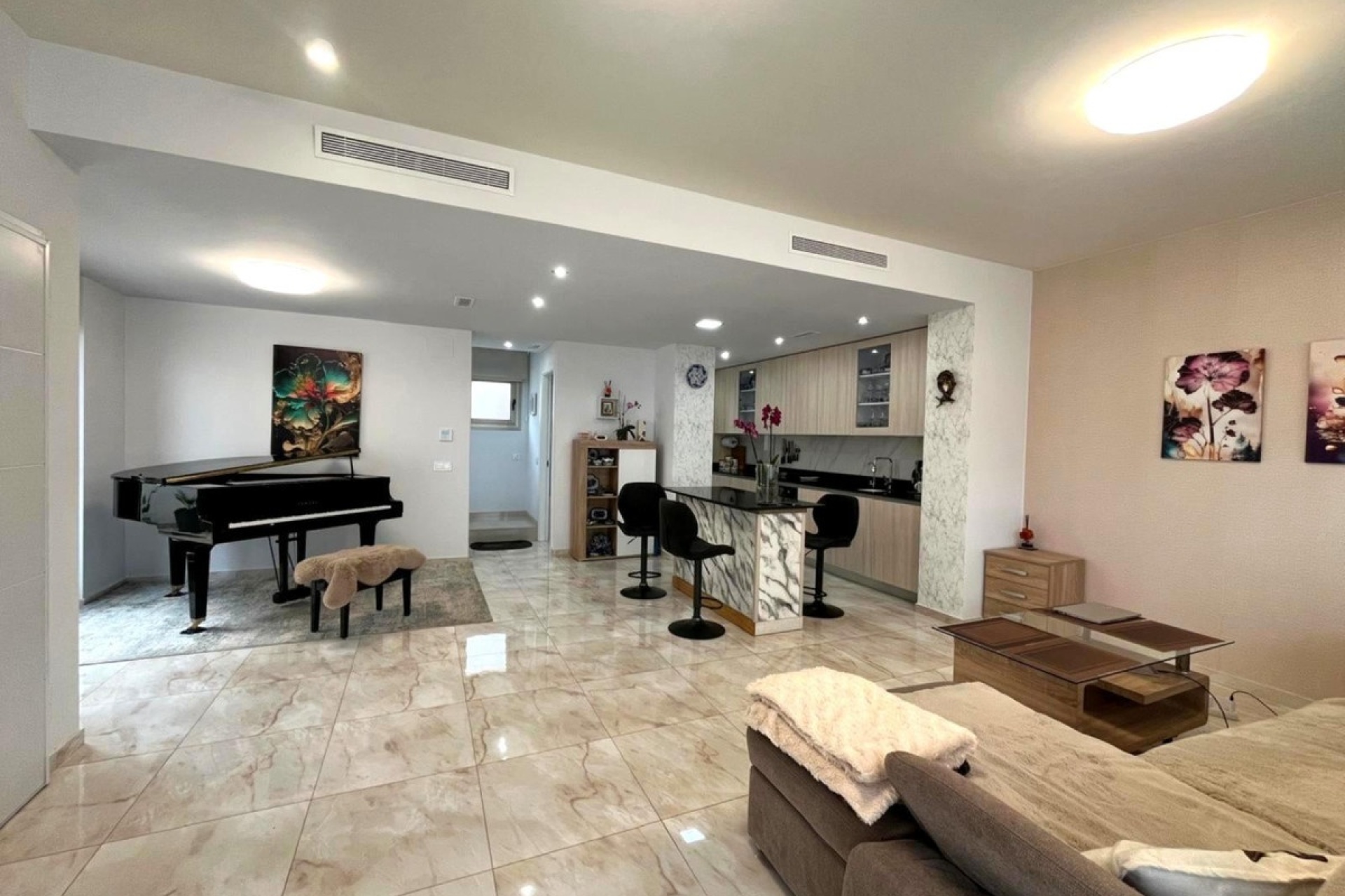 Resale - Villa - Orihuela - Orihuela Costa