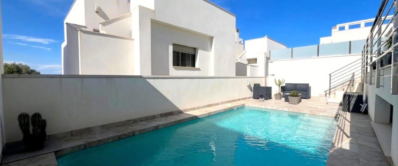 Resale - Villa - Orihuela - Orihuela Costa