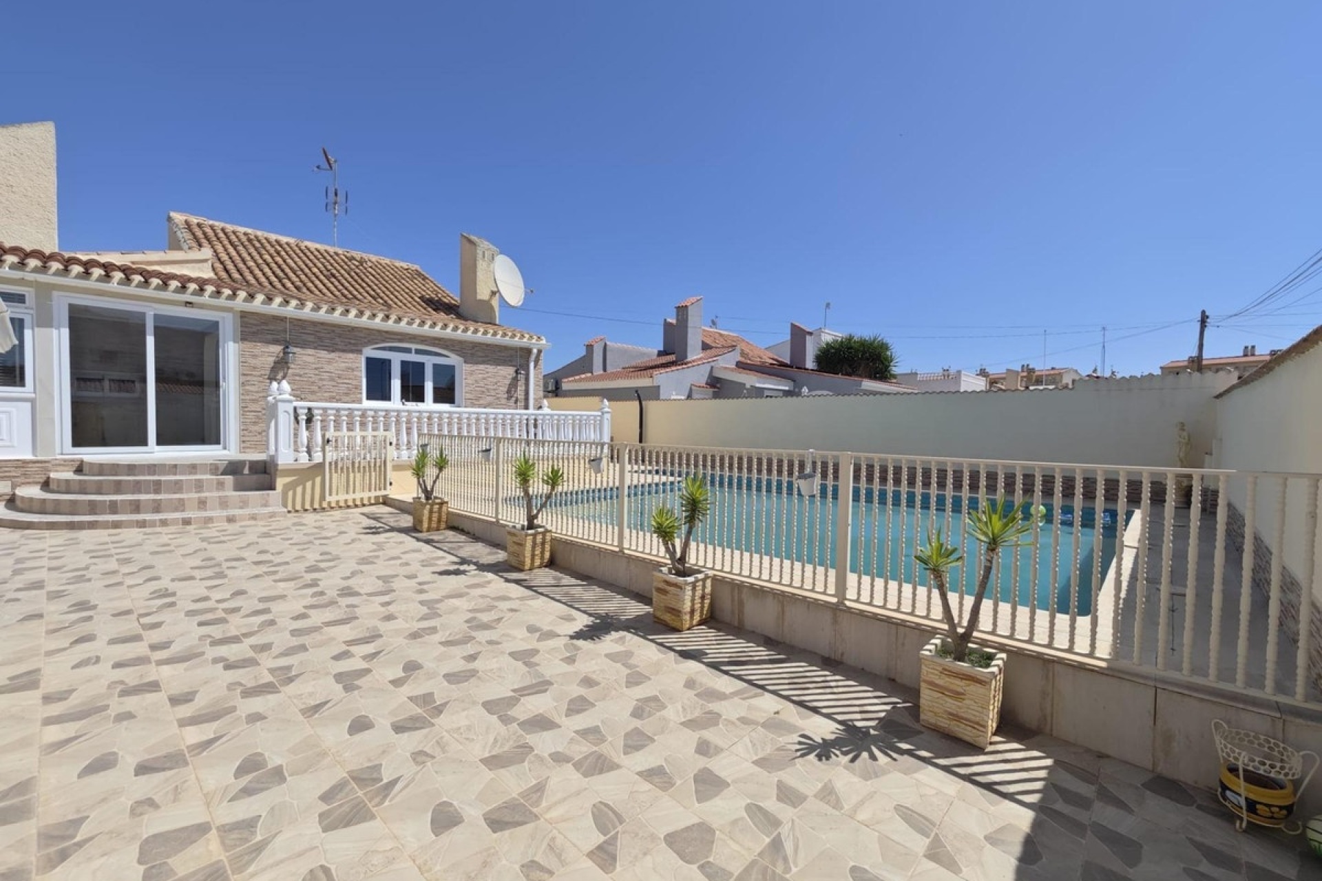 Resale - Villa - Orihuela - Orihuela Costa