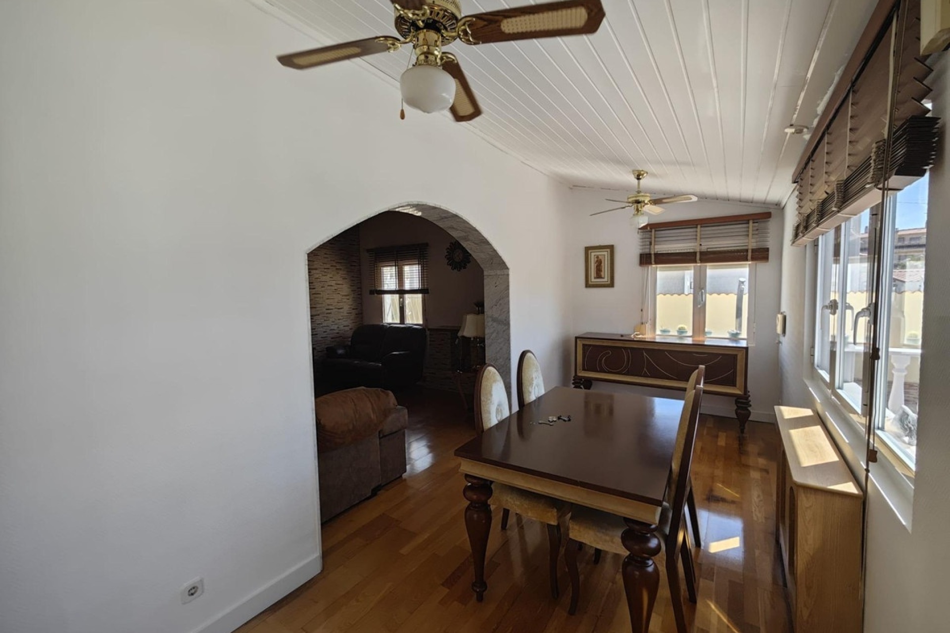 Resale - Villa - Orihuela - Orihuela Costa